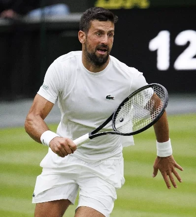 Novak Djokovic, en práctica. Novak Djokovic, en práctica.