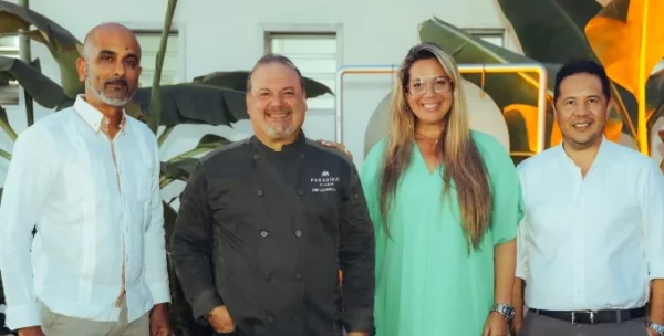 Derryl D’costa,  Leandro Díaz, Sara Ranghi y  Mynor Espinoza.