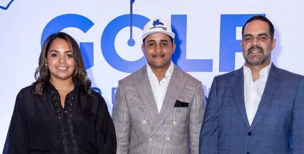 Franchesca Páez, Robert de la Cruz y Bernardo Then.