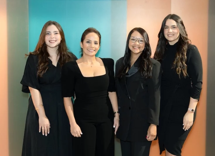 Laura Pérez, Raisa Bergés, Zótica María y Claudia Goico. Laura Pérez, Raisa Bergés, Zótica María y Claudia Goico.