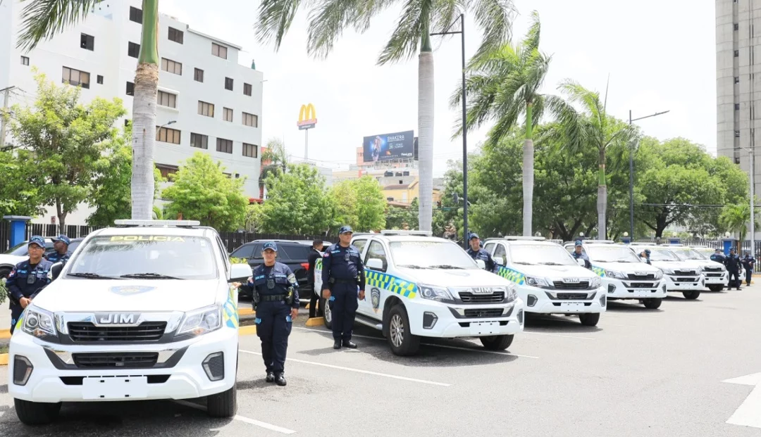 Agentes policiales que fueron formados y entrenados para el nuevo modelo de patrullaje, cuyo plan piloto fue iniciado ayer. Fuente externa