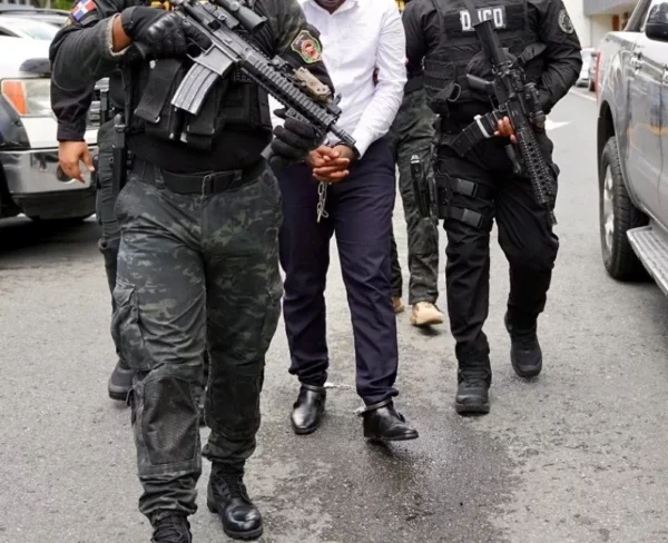 Al detenido se le imputan cargos de homicidio. Fuente externa