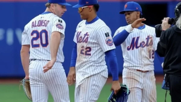 Alonso-Soto y Lindor