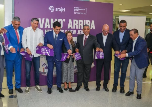 Gobierno gestiona expansión aérea hacia EE.UU. aprobación de 43 nuevas rutas