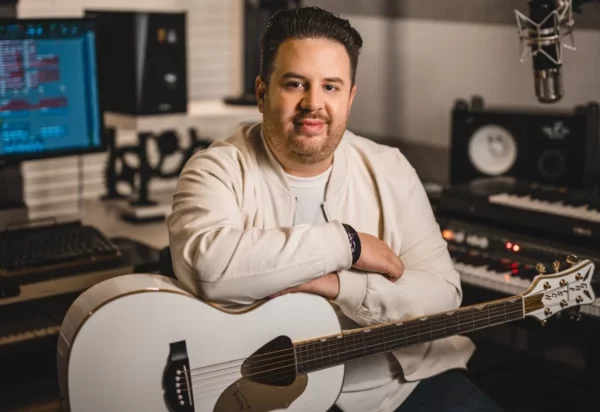 Un himno de fidelidad: Joel Cruz lanza “Tú eres fiel”