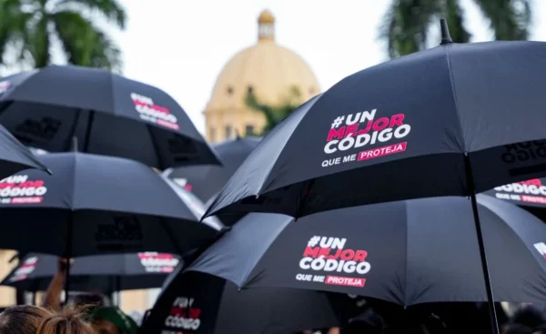 Organizaciones denuncian comisión busca aprobar mismo proyecto que favorece la impunidad, rechazado en 2024