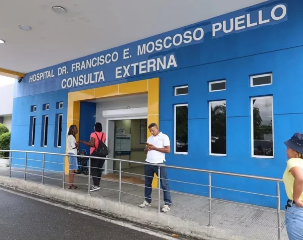 De 581,605 consultas en mayo y sólo el 2.5 % corresponde a pacientes haitianos. Fuente externa