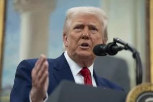 Trump amenaza con frenar el enriquecimiento de uranio en Irán