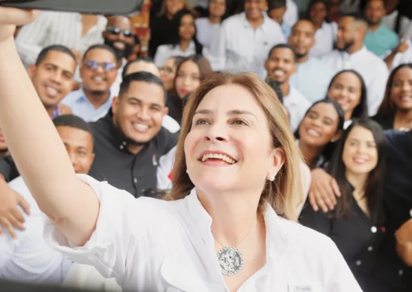 Mejía valoró el respaldo brindado por los jóvenes.