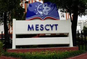 ¿Pueden las universidades obligar a los estudiantes a terminar con un pensum distinto al de su inscripción? El Mescyt responde