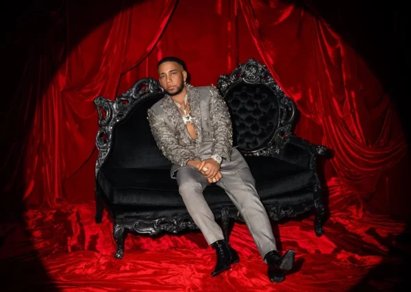 Elvis Martínez, Un Camarón en la Gran Arena del Cibao, tendrá dos funciones