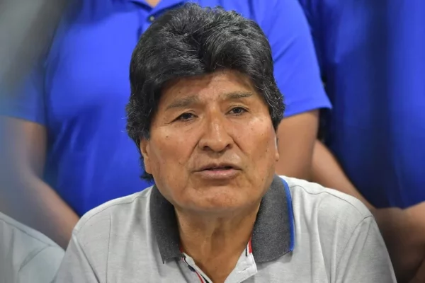 Evo Morales busca ser admitido como candidato.