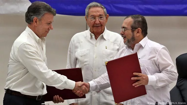 Gobierno colombiano y las FARC Gobierno colombiano y las FARC