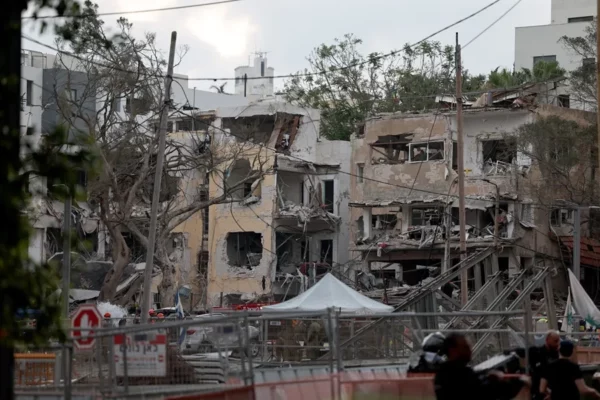 IRAN-ATAQUE-TEL-AVIV-4