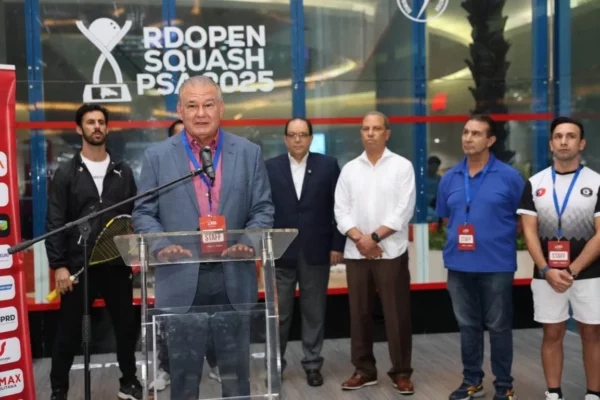 Irving Vargas presidente de la Federacion de Squash