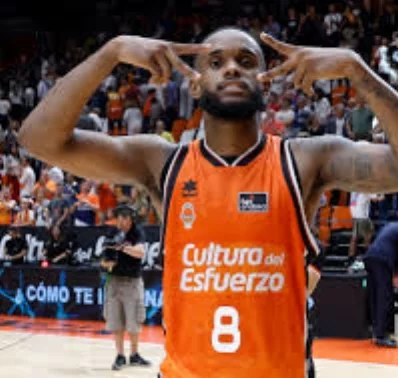 Jean Montero, anotó 16 puntos en triunfo del Valencia. Fuente externa