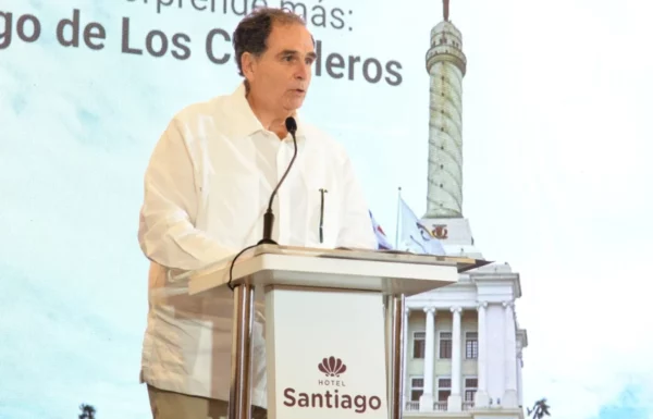 José Miguel González Cuadra enfatizó que Santiago se consolida como segunda ciudad. Fuente externa