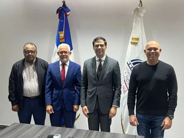 Pochy Familia,José Antonio Aybar, Roberto Angel Salcedo y Amaury Sanchez