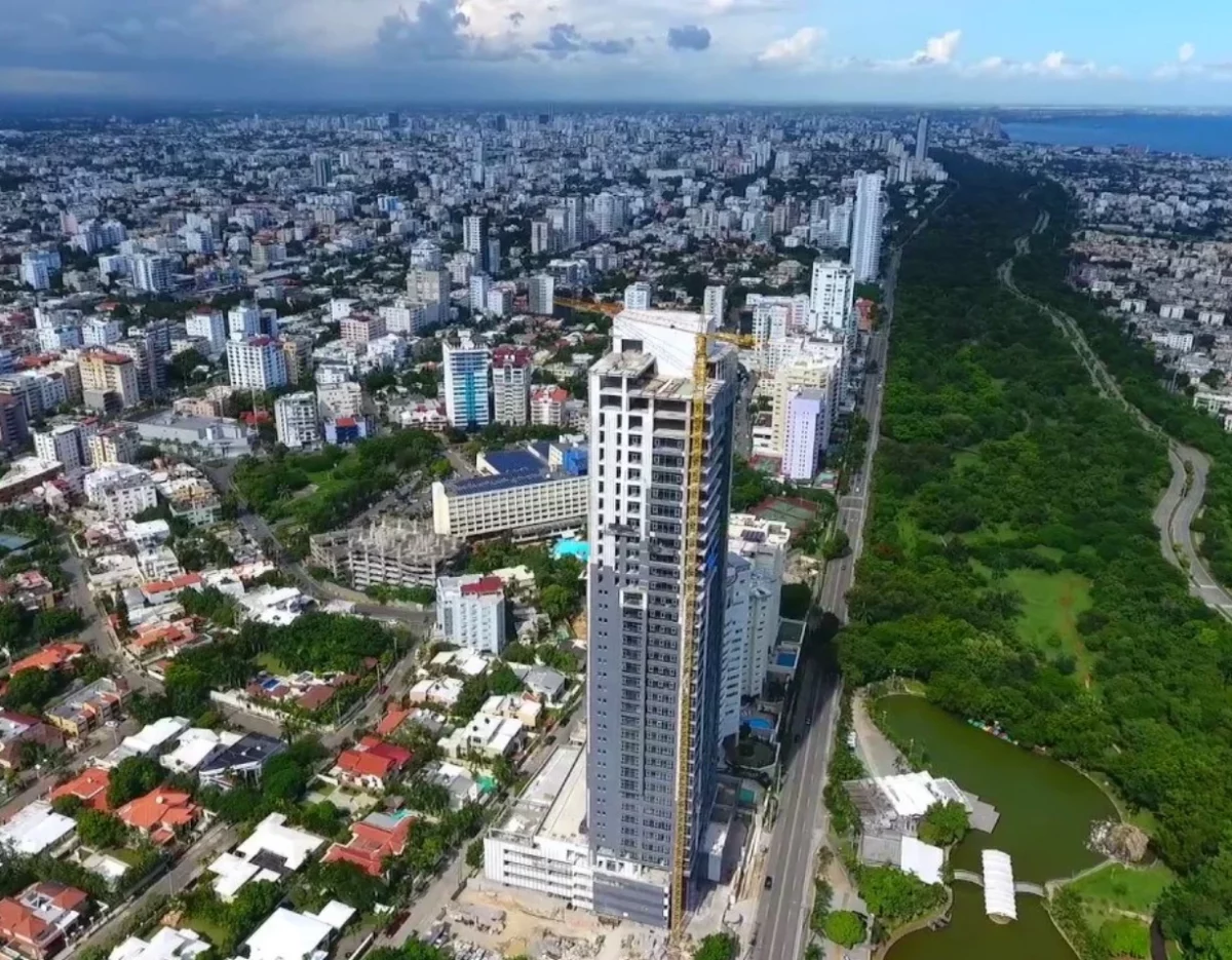 La zona baja de Santo Domingo cuenta con terrenos más sólidos que favorecen construcción. Fuente externa