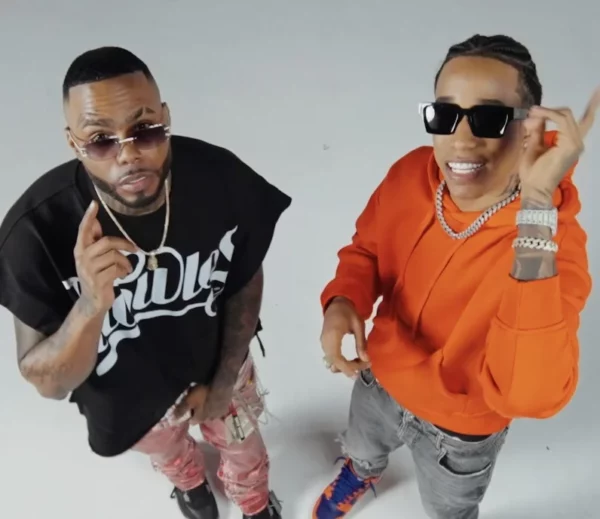 Los cantantes Nino Freestyle y Musicólogo El Libro. Fuente externa