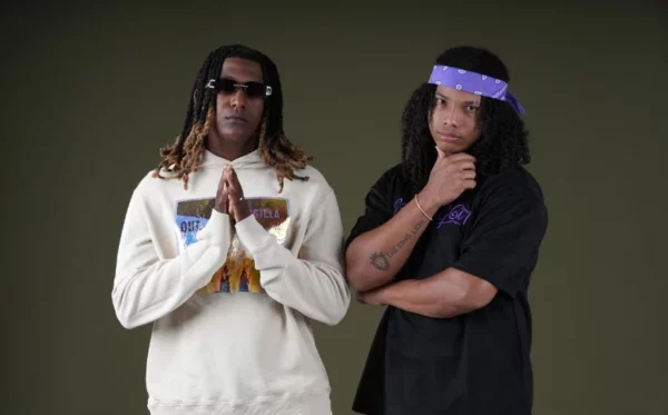 Los cantautores Joel Melody y Mark Poow. Fuente externa