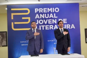 Los titulares de ambas instituciones Carlos Valdez y Roberto Ángel Salcedo firmaron la resolución