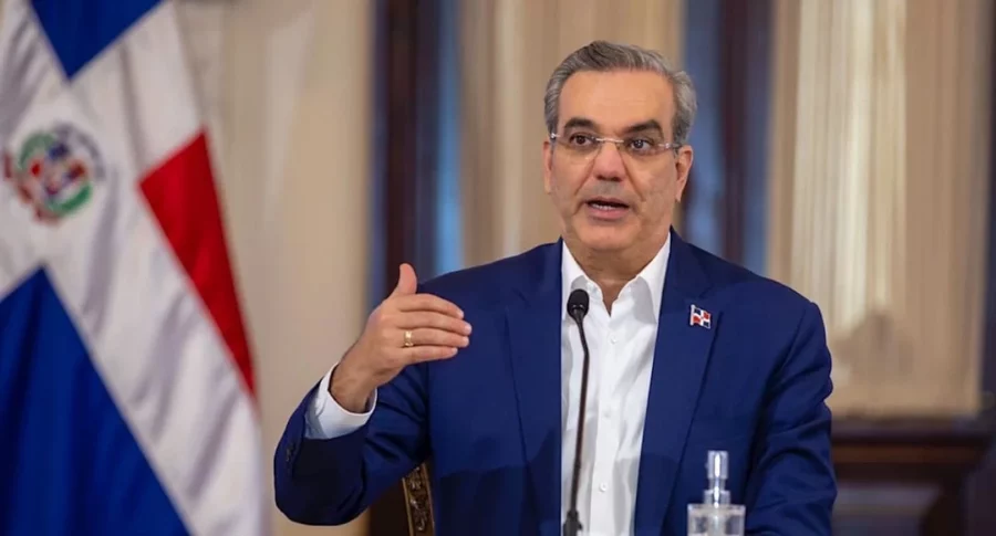 Luis Abinader expresó que la liberación de recursos del encaje legal busca dinamizar economía. Fuente externa Luis Abinader expresó que la liberación de recursos del encaje legal busca dinamizar economía. Fuente externa