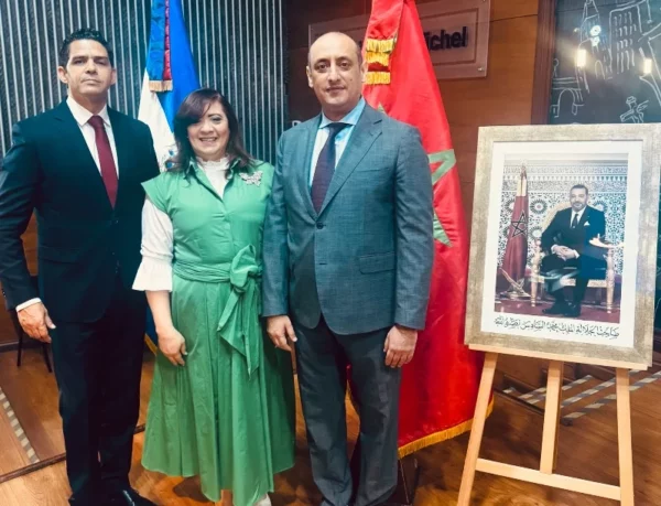 Luis González, Sandra Abinader y Hichame Dahane. Fuente externa