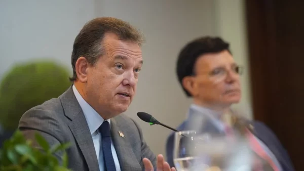 Ministro Ito Bisonó: “Hoy tenemos una industria más fuerte, competitiva y priorizada a nivel de Gobierno”