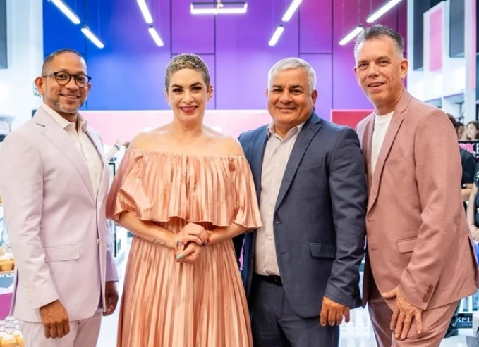 Nelson Ramírez, Rosalina Arias, José Almonte y Pablo Bacarolla. Fuente externa Nelson Ramírez, Rosalina Arias, José Almonte y Pablo Bacarolla. Fuente externa