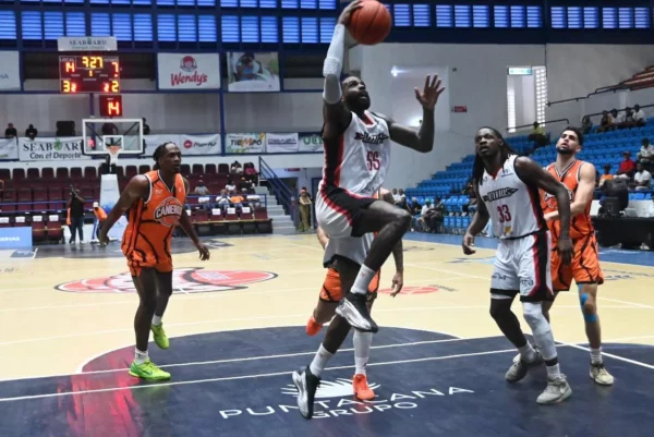 Ramón Galloway vs Cañeros