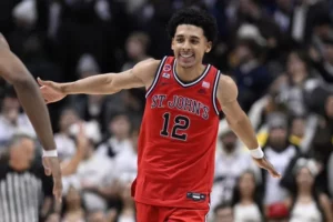 RJ Luis Jr firma con Utah