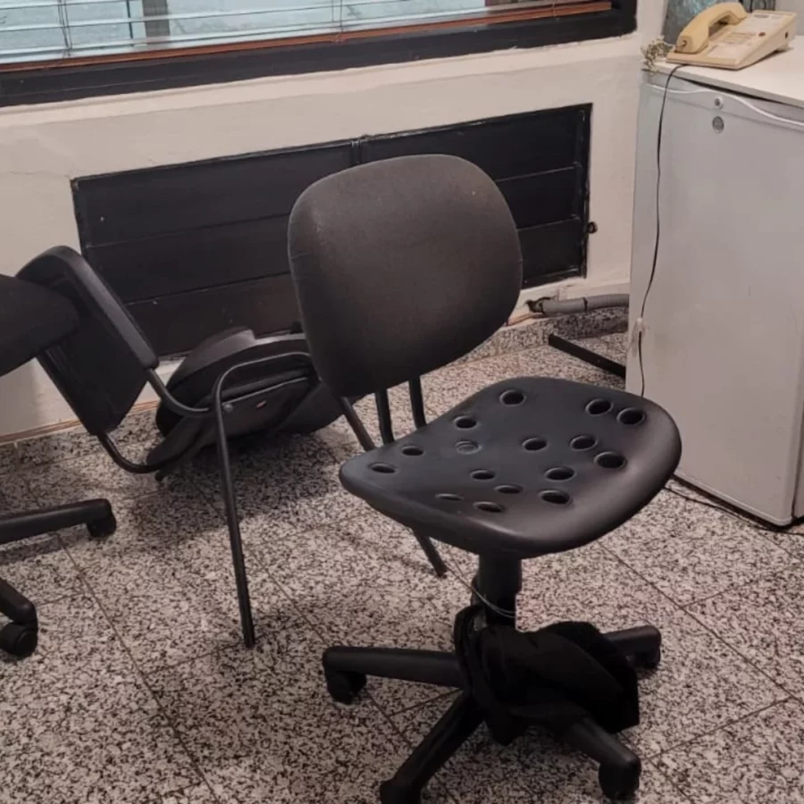 Periodistas denuncian abandono de sala de prensa en el AILA tras gestión de Vinci Airports Periodistas denuncian abandono de sala de prensa en el AILA tras gestión de Vinci Airports