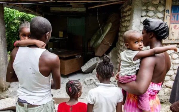 Save the Children advierte que niños caerían en las bandas. Fuente externa