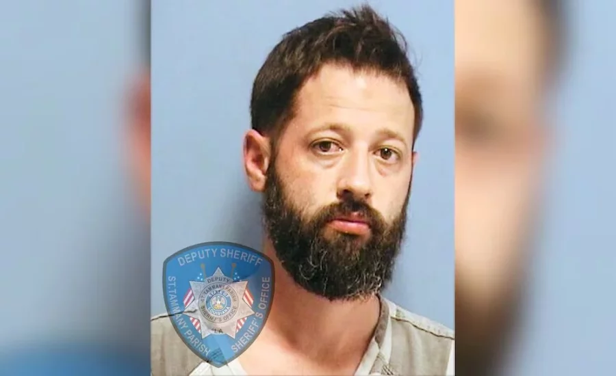 Joseph Boatman, de 32 años, enfrenta cargos tras la muerte de su hija de 21 meses, dejada en un coche bajo temperaturas extremas. Joseph Boatman, de 32 años, enfrenta cargos tras la muerte de su hija de 21 meses, dejada en un coche bajo temperaturas extremas.
