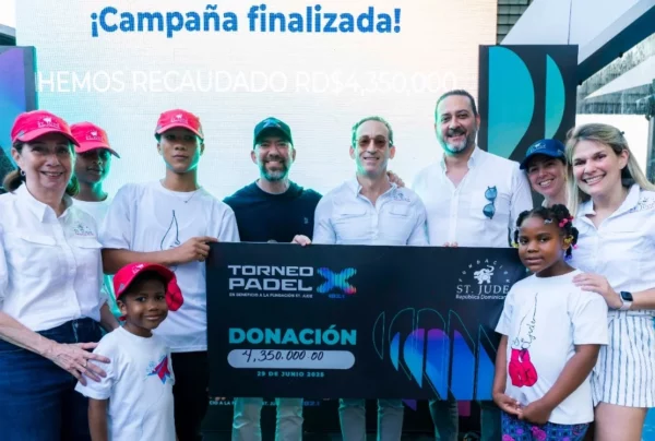 X102.1 culmina exitoso Torneo de Pádel recaudando más de RD$5 millones para causas sociales
