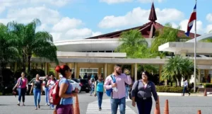 La matrícula de educación superior en RD está sobre los 600 mil estudiantes, según el Mescyt