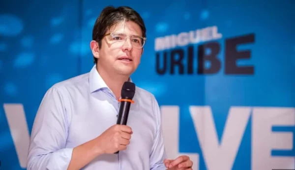 El senador Miguel Uribe Turbay
