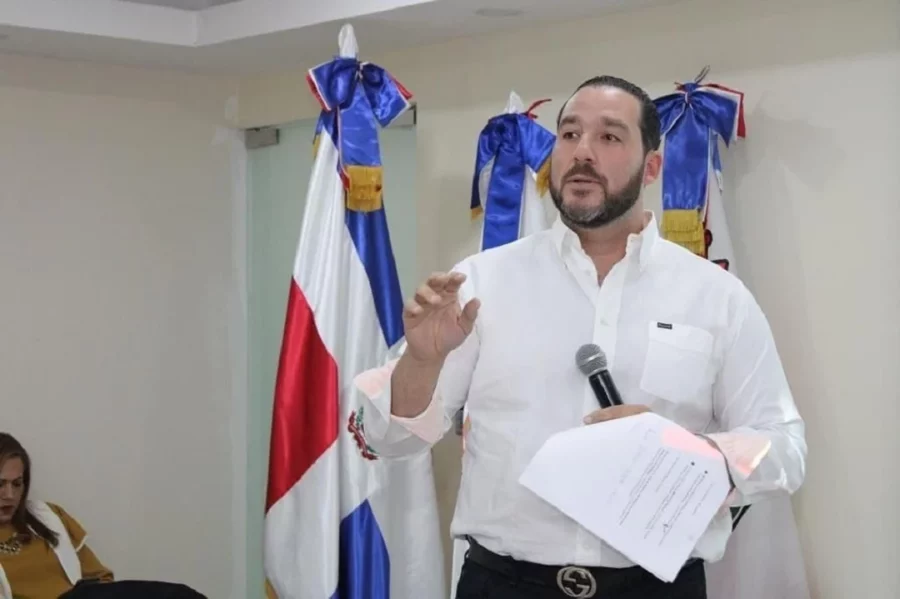 Joel Díaz advierte sobre posibles desvíos de kits escolares y exige mayor control del Gobierno Joel Díaz advierte sobre posibles desvíos de kits escolares y exige mayor control del Gobierno
