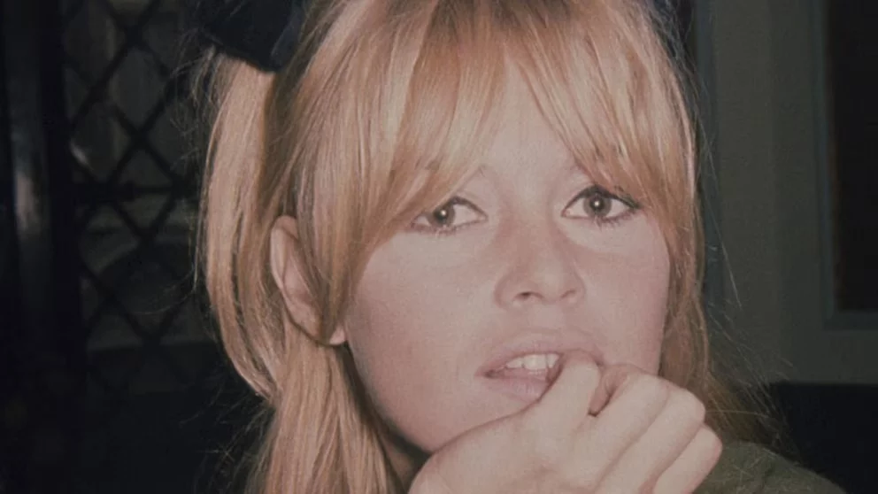 Bardot shag, inspirado en el icónico estilo de Brigitte Bardot