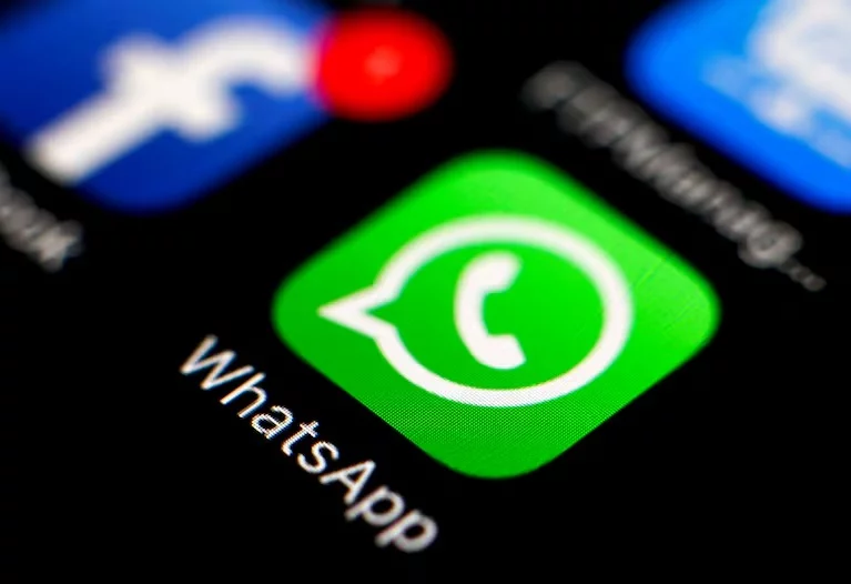 WhatsApp WhatsApp