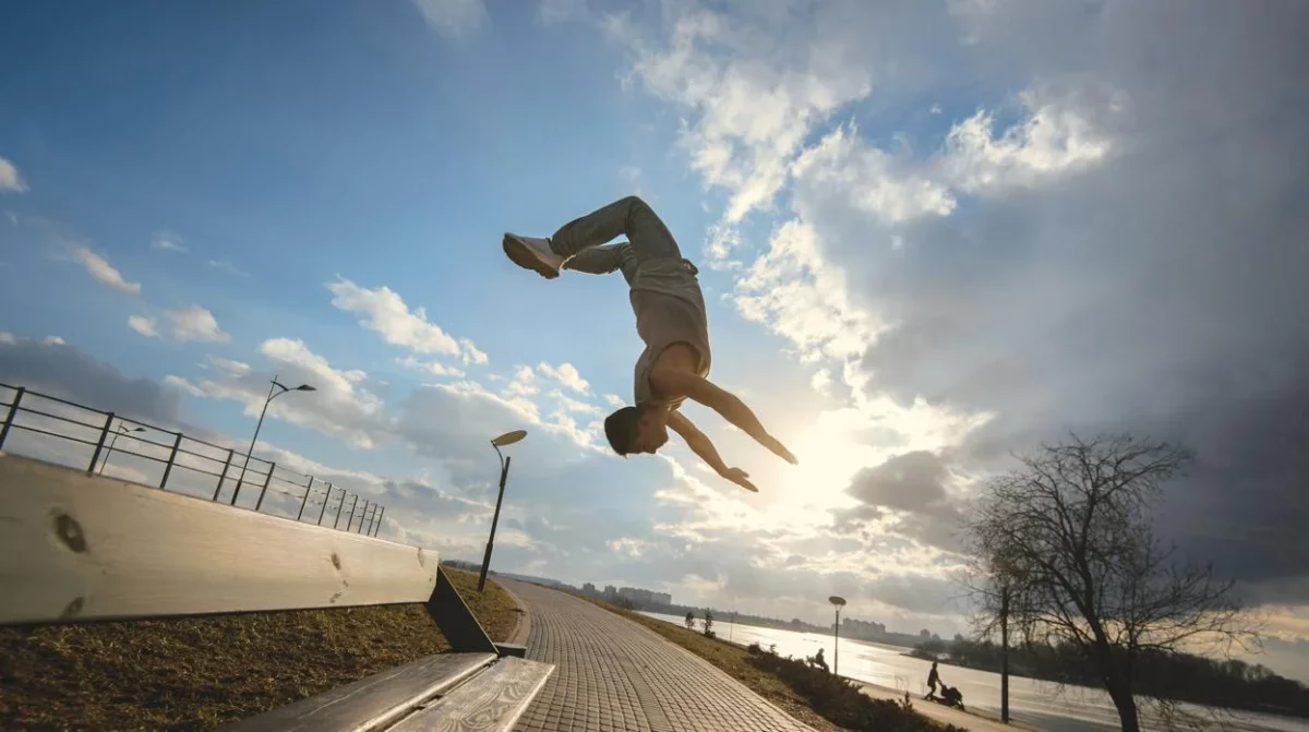 El parkour demanda un gran esfuerzo físico. Fuente externa