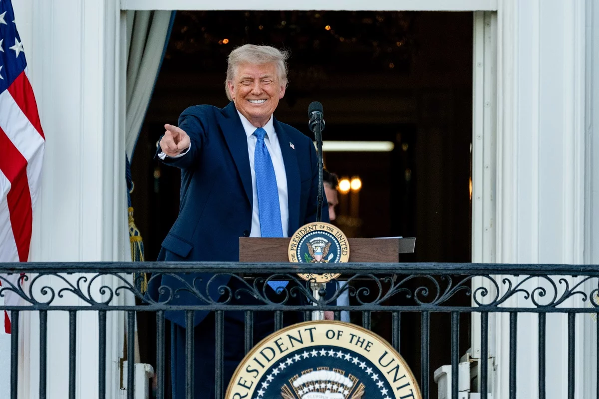 trump feliz