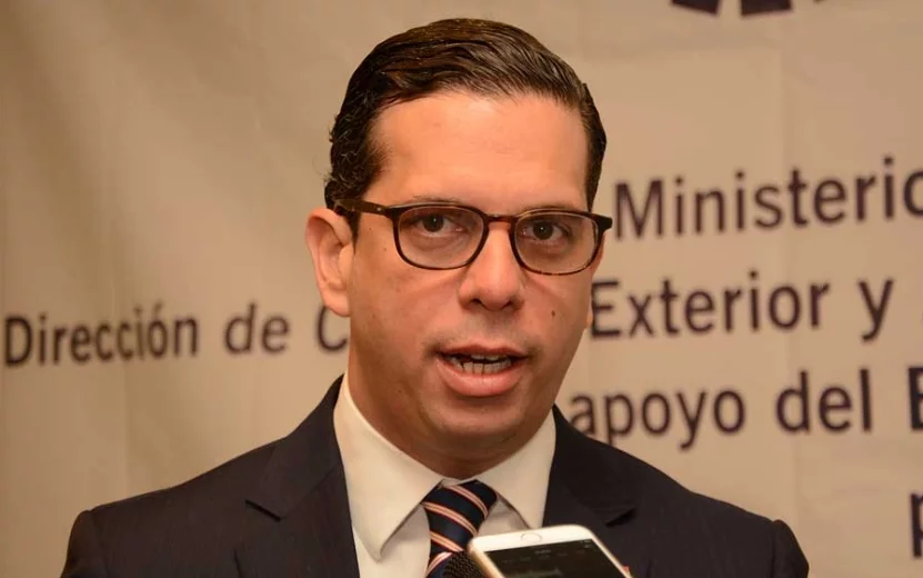 César Dargam lamenta politización del tema de SeNaSa.