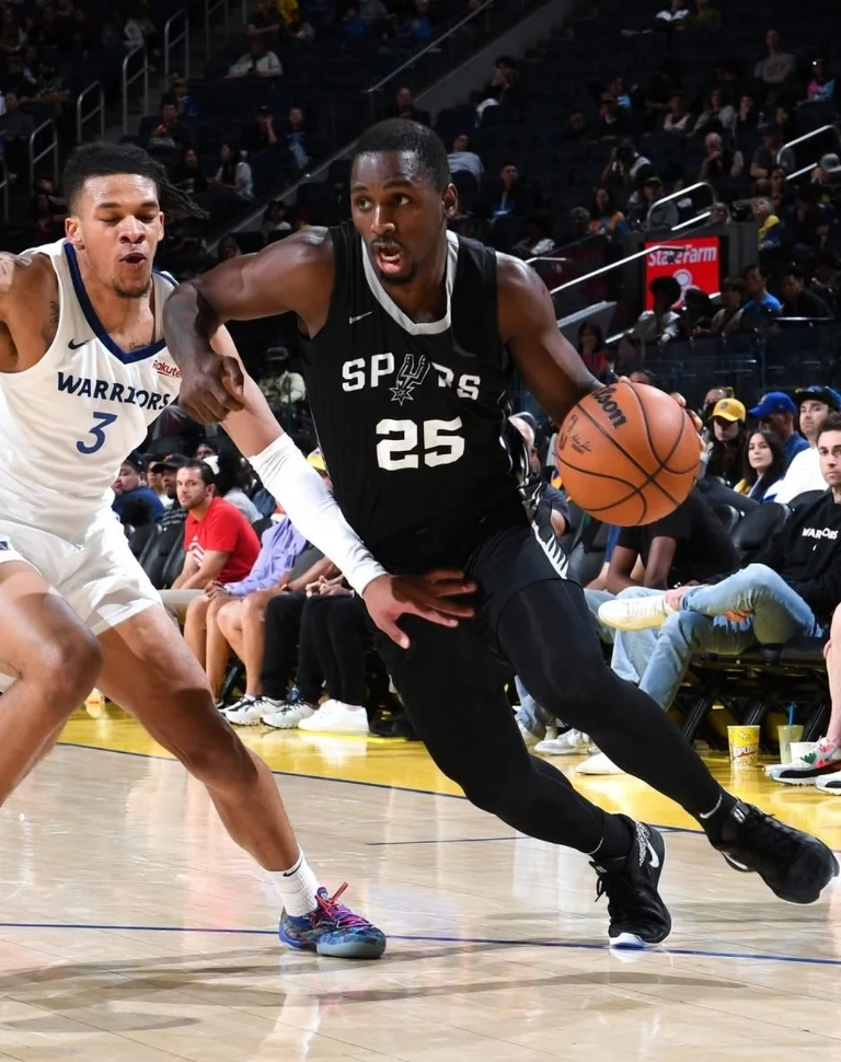 David Jones se ha comportado a la altura en sus primeros juegos este año en la Summer League. David Jones se ha comportado a la altura en sus primeros juegos este año en la Summer League.