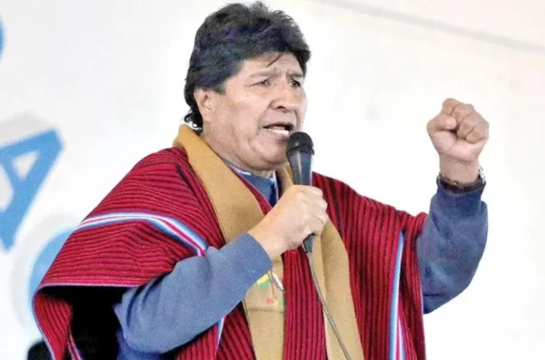 El expresidente Evo Morales busca ser habilitado como candidato presidencial.
