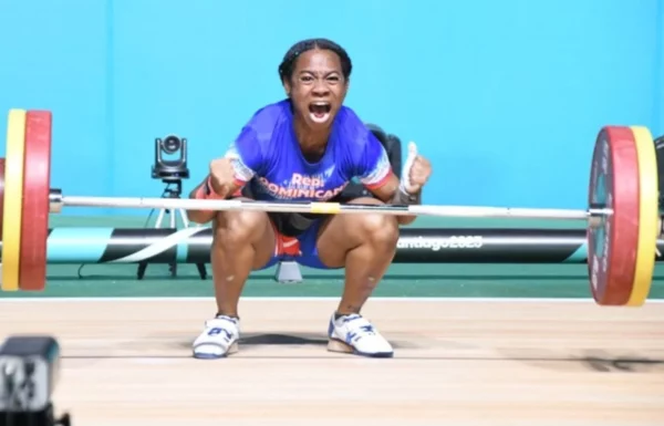 Dahiana Ortiz impuso su calidad en el campeonato panamericanos de pesas.