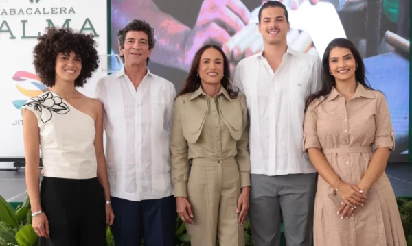 María Blanco, Jochy Blanco, Marisol Rojas de Blanco, José Manuel Blanco y Olga Blanco.