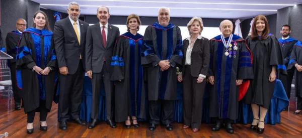 Rosángela Sánchez Valdez, Carlos Ortega, Franklin García Fermín, Elena Viyella, Erik Pérez Vega, Norma Rivera de Vargas, Franklyn Holguín Haché y Elsa María Moquete.