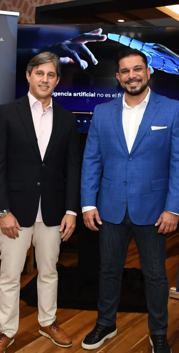 Raymond Marcelino y José Enrique Valdez.